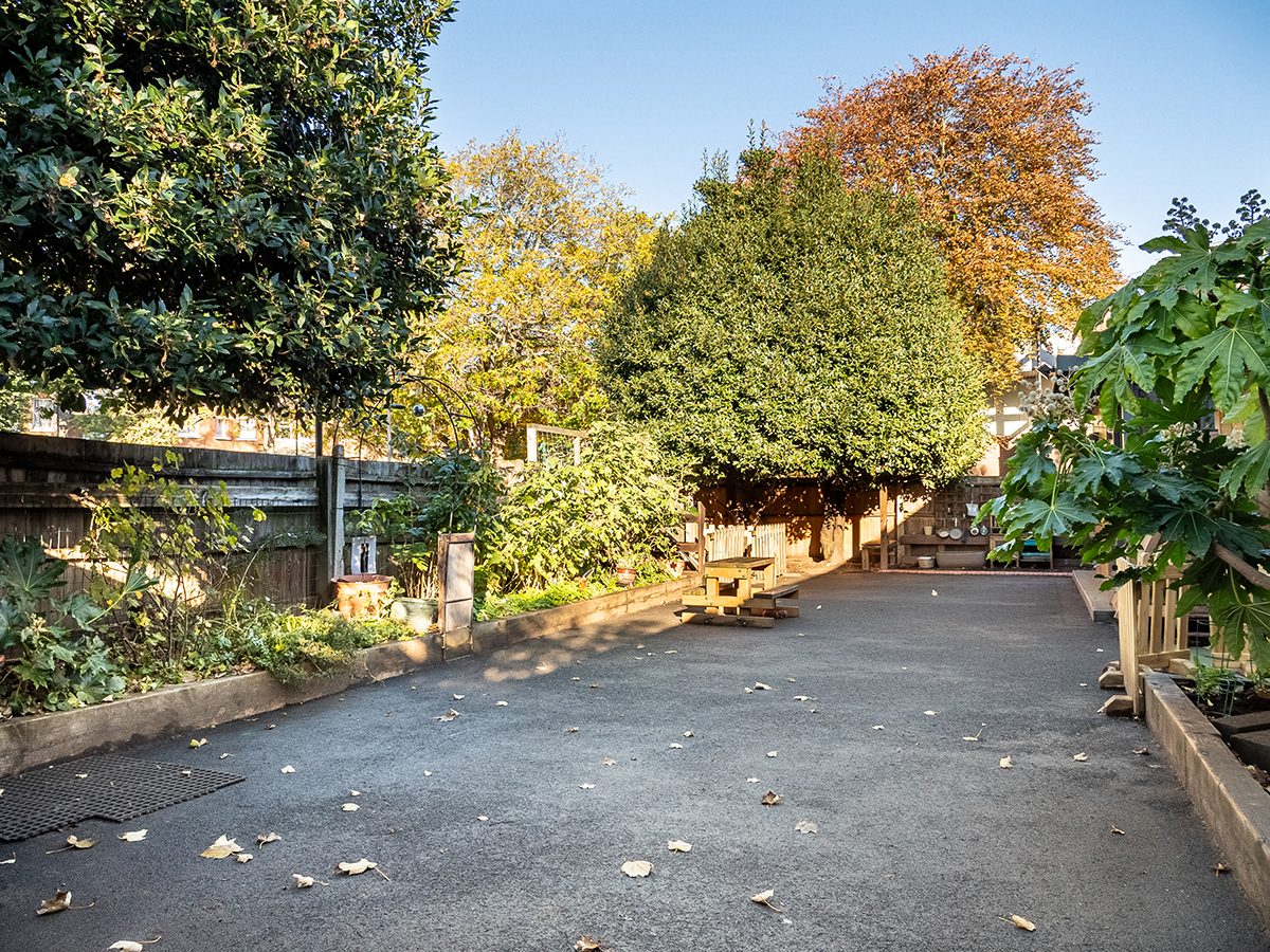 Cour de récréation - Les Petites Etoiles Bilingual Montessori Tufnell Park